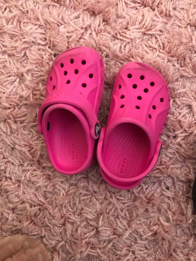 girls crocs size 7